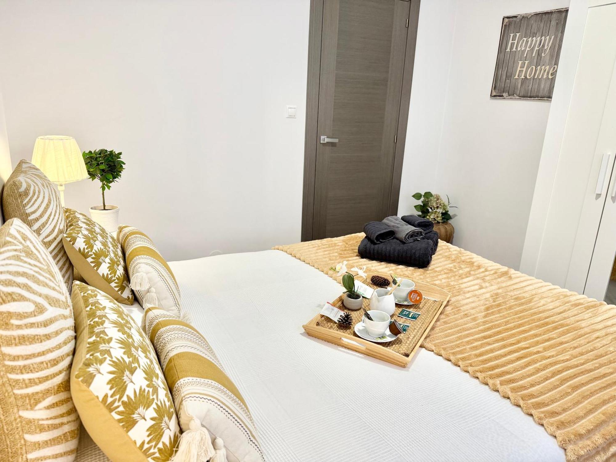 Castro Holidays - Centrico Piscina Urbanizacion Garaje Gratis Castro Urdiales Εξωτερικό φωτογραφία