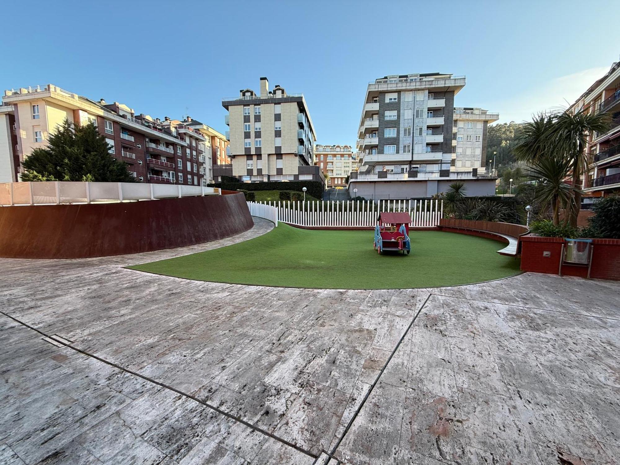 Castro Holidays - Centrico Piscina Urbanizacion Garaje Gratis Castro Urdiales Εξωτερικό φωτογραφία