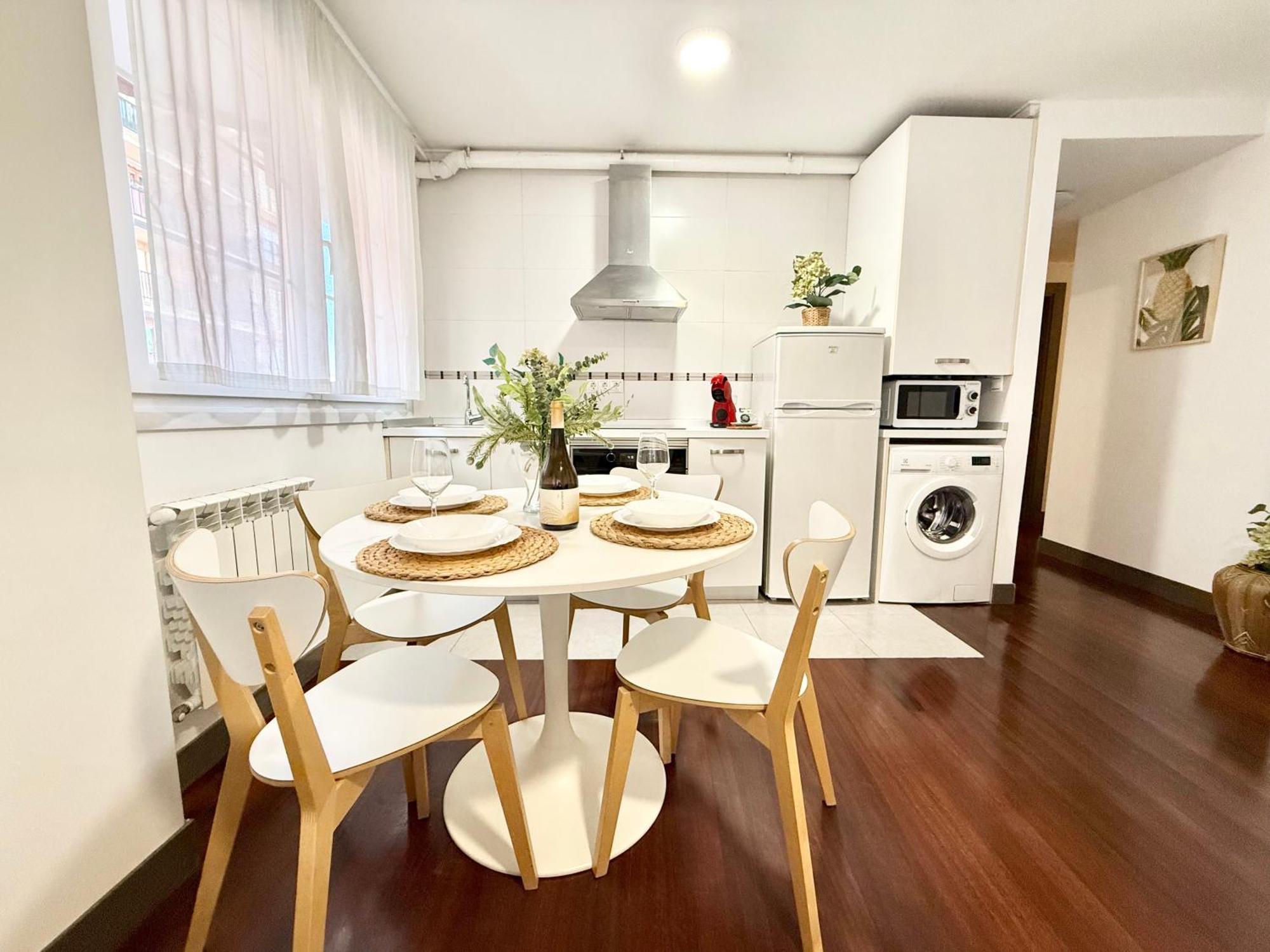 Castro Holidays - Centrico Piscina Urbanizacion Garaje Gratis Castro Urdiales Εξωτερικό φωτογραφία