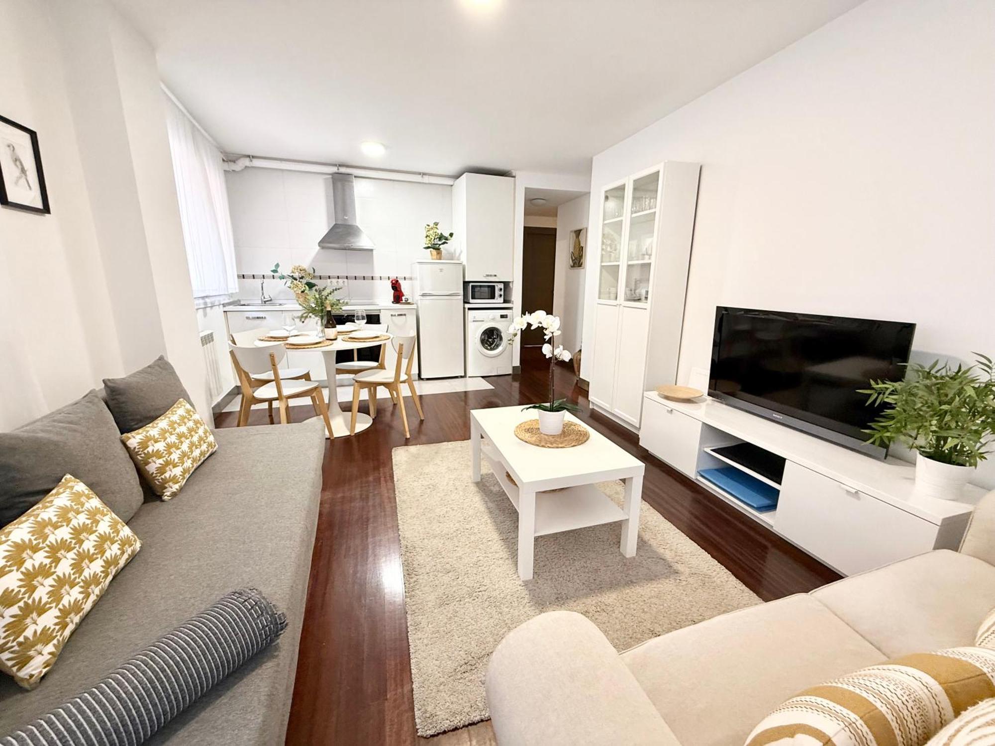 Castro Holidays - Centrico Piscina Urbanizacion Garaje Gratis Castro Urdiales Εξωτερικό φωτογραφία